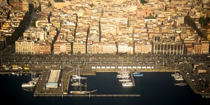 Yachthafen - Toiletten - Costa Verde-Sardinien - Waterfront - Portus Karalis