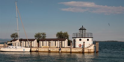 Yachthafen - Toiletten - Moniga del Garda - www.monigaporto.de - Moniga Porto Nautica srl
