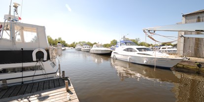 Yachthafen - Abwasseranschluss - Norfolk - River Yare - Broom Boats Limited