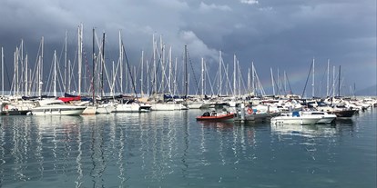 Yachthafen - Duschen - Capo d' Orlando Marina