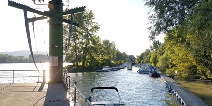 Yachthafen - Stromanschluss - WMCW Wasserski und Motorbootclub Wien