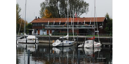 Yachthafen - Frischwasseranschluss - Hafenmeister / Bregenzer Segel-Club / Restaurant - Sporthafen Bregenz