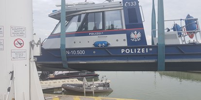 Yachthafen - Trockenliegeplätze - Kranen - Marina Wien