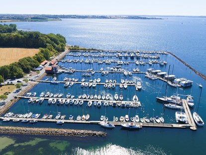 Yachthafen - Wäschetrockner - Ostsee - Luftbild Marina Minde - Marina Minde 