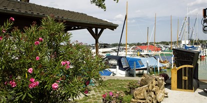 Yachthafen - Stromanschluss - Bootshaus Ditze
