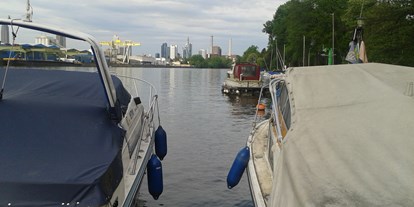 Yachthafen - Stromanschluss - Hessen - Frankfurter Motorbootclub