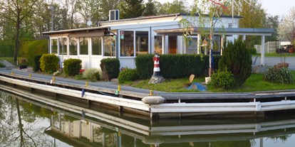Yachthafen - Frischwasseranschluss - Yacht-Club Hoffmannstadt Fallersleben e.V.