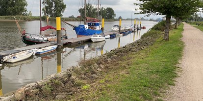 Yachthafen - am Fluss/Kanal - Elsfleth - Stadtanleger Elsfleth 