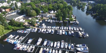 Yachthafen - am Fluss/Kanal - Hafen am Pichelssee - Bootsstände Angermann oHG
