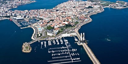 Yachthafen - Wäschetrockner - Rías Altas - (c) http://www.northwestmarinas.com/ - Marina Coruña