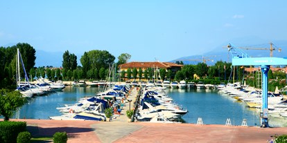 Yachthafen - Nähe Stadt - Italien - Sirmione 2