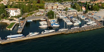 Yachthafen - am See - Italien - Marina di Bogliaco