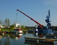 Marina: Sportboothafen-Haldensleben, Kranen im Hafen - Sportboothafen Haldensleben