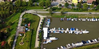 Yachthafen - am Fluss/Kanal - Donauraum - Bildquelle: http://www.myc-au.at/ - Motoryachtclub Au