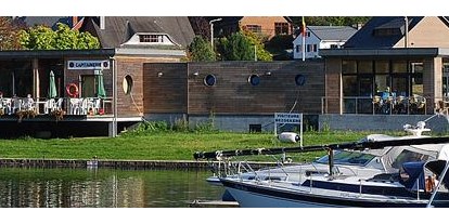 Yachthafen - am Fluss/Kanal - Belgien - Yacht Club d'Anseremme