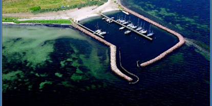 Yachthafen - Badestrand - Quelle: http://www.avernakohavn.dk/index.php/en/ - Avernako Badehavn
