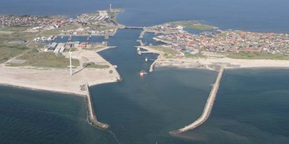Yachthafen - Wäschetrockner - Westjütland - (c) http://www.hvidesandehavn.dk/ - Hvide Sande Havn