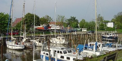 Yachthafen - Stromanschluss - Binnenland - Uetersen Klosterdeichhafen