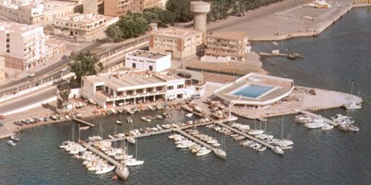 Yachthafen - Duschen - Costa de Almería - (c) http://www.clubdemaralmeria.es/ - Club de Mar de Almería