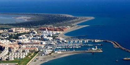 Yachthafen - Tanken Benzin - Costa de Almería - (c) http://www.almerimar-resort.com/ - Puerto Deportivo Almerimar