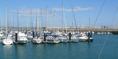 Yachthafen - Wäschetrockner - Andalusien - Puerto America