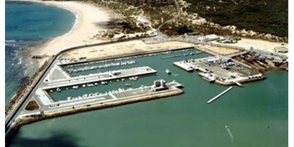 Yachthafen - Duschen - Andalusien - (c) buscoamarre.com - Puerto Deportivo de Barbate