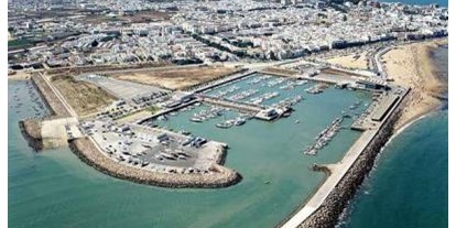 Yachthafen - Stromanschluss - Spanien - (c) http://guias.masmar.net/ - Chipiona
