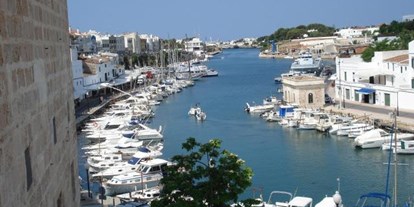 Yachthafen - Toiletten - Menorca - (c) http://www.foro-ciudad.com/ - Port de Ciutadella