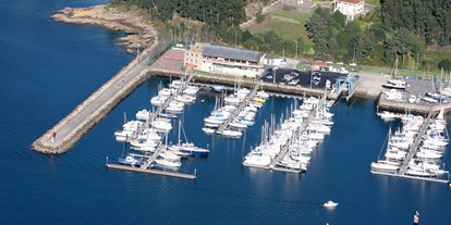 Yachthafen - Waschmaschine - A Coruña - Real Club Náutico Portosin / Ria de Muros & Noia
