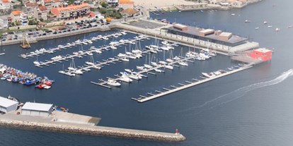 Yachthafen - Stromanschluss - Galicien - (c) http://www.combarromar.com/ - Porto Deportivo de Combarro