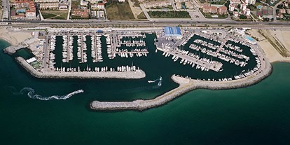 Yachthafen - Wäschetrockner - Costa del Maresme - (c) http://www.cnelbalis.com/ - Port Balís