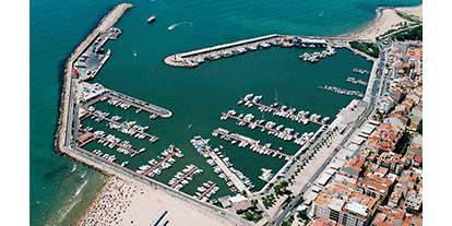 Yachthafen - Stromanschluss - Spanien - (c) http://www.clubnauticcambrils.com/ - Club Nàutic Cambrils