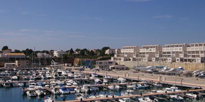Yachthafen - Slipanlage - Katalonien - (c) http://www.portcalafat.com/ - Puerto Deportivo Port Calafat