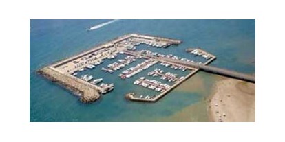 Yachthafen - Duschen - Costa Daurada - (c) http://www.clubnautic.com/ - Club Náutico de Coma-Ruga