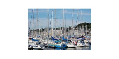 Yachthafen - am Meer - Bretagne - (c) http://www.perros-guirec.fr/ - Perros-Guirec