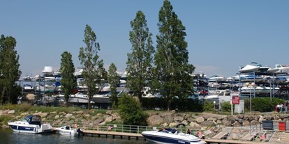 Yachthafen - Stromanschluss - Frankreich - Bild: http://www.port-inland.com/le-port/ - Port Inland