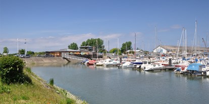 Yachthafen - Stromanschluss - Frankreich - Bildquelle: http://www.portvaubangravelines.com/g-photos.php - Port de Plaisance Gravelines