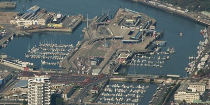 Yachthafen - Tanken Benzin - Bildquelle: www.portboulogne.com - Port de plaisance Boulogne-sur-Mer