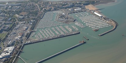 Yachthafen - Wäschetrockner - Frankreich - Bildquelle: http://www.portlarochelle.com/ - Vieux-Port de La Rochelle