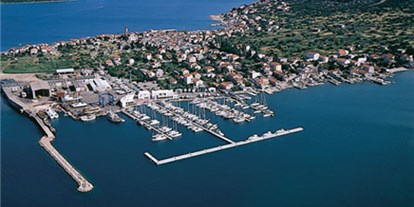 Yachthafen - Waschmaschine - Zadar - Šibenik - Quelle: http://www.marina-betina.com - Marina Betina