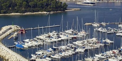 Yachthafen - Stromanschluss - Istrien - (c): https://www.aci.hr/de/marinas/aci-marina-rovinj - ACI Marina Rovinj
