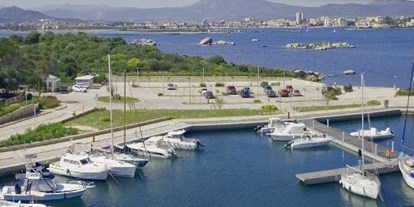 Yachthafen - Duschen - Costa Smeralda - Homepage http://www.moys.it - Marina di Olbia