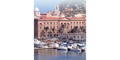 Yachthafen - am Meer - Messina - Bildquelle: www.marinadelnettuno.it - Marina del Nettuno