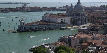 Yachthafen - Stromanschluss - Venetien - Darsena Fusina
