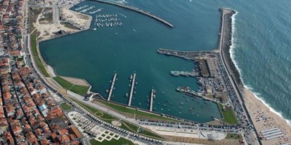 Yachthafen - am Meer - Portugal - Homepage http://marinadapovoa.com/ - Marina da Povoa de Varzim
