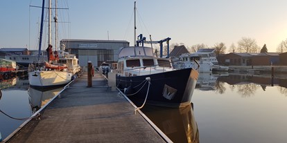 Yachthafen - Trockenliegeplätze - Nordseeküste - Bootswerft Borssum GmbH & Co.KG