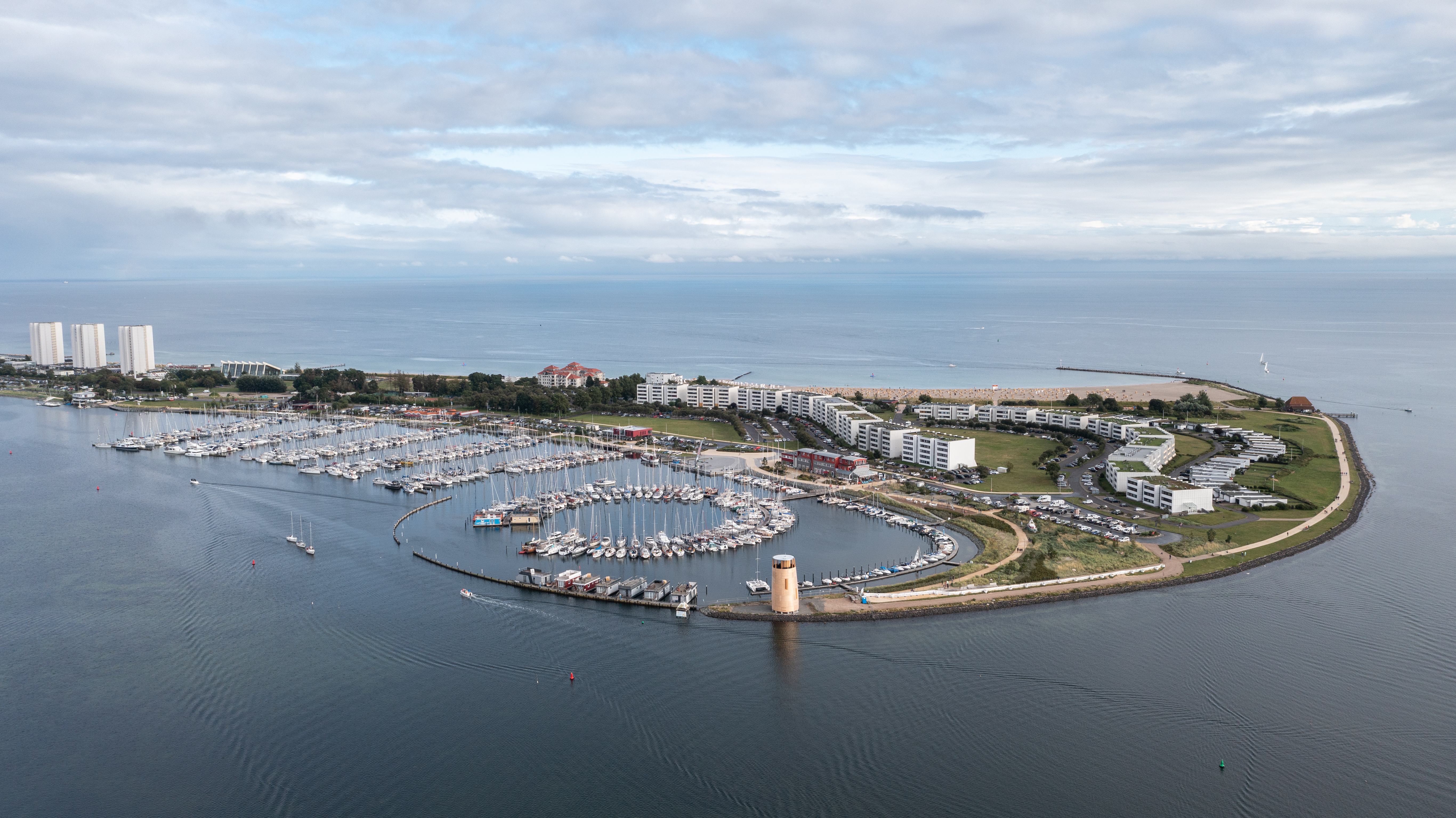 Marina - Der Yachthafen Burgtiefe auf Fehmarn, Foto: Sebastian Weimar - Yachthafen Burgtiefe