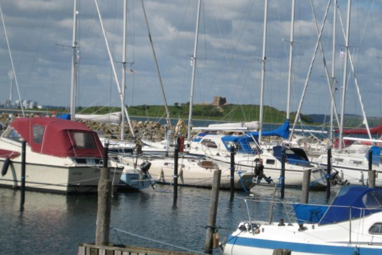 Marina - Nappedam Badelaug - Nappedam Badelaug