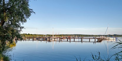 Yachthafen - Wäschetrockner - Ostseeküste - Hafen Ostseebad Sellin