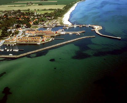 Marina - (c) http://www.duelighed.dk/ - Klintholm Havn